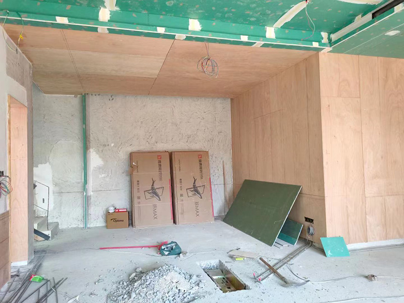 indoor golf simulator room construction 